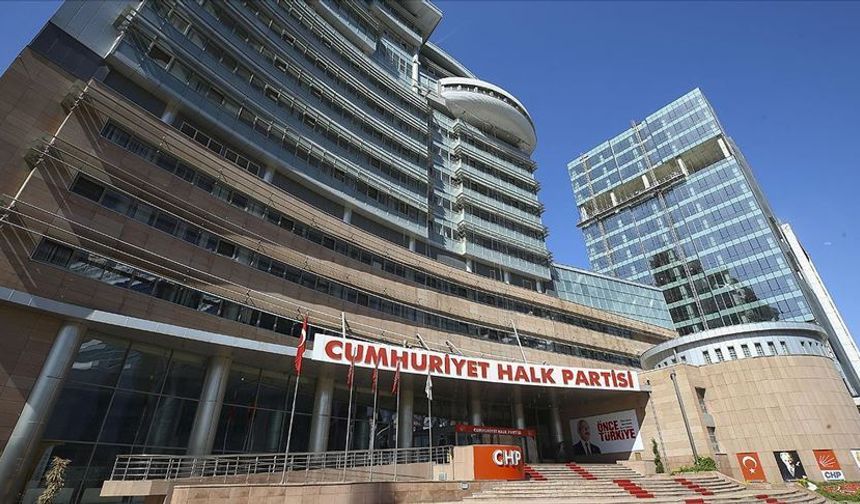 CHP'de muhaliflere büyük darbe! 300 isim değişti, il başkanları kapıda