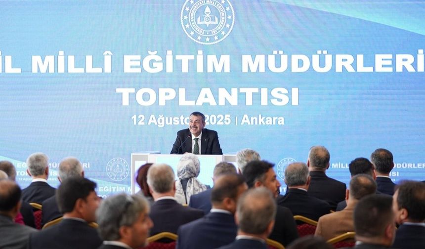 Milli Eğitim Bakanı Tekin, 81 ilin Milli Eğitim Müdürüyle Ankara'da bir araya geldi