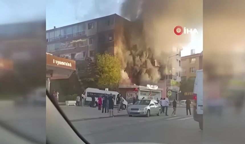 Ankara'da yangın paniği! Mağaza alevlere teslim oldu