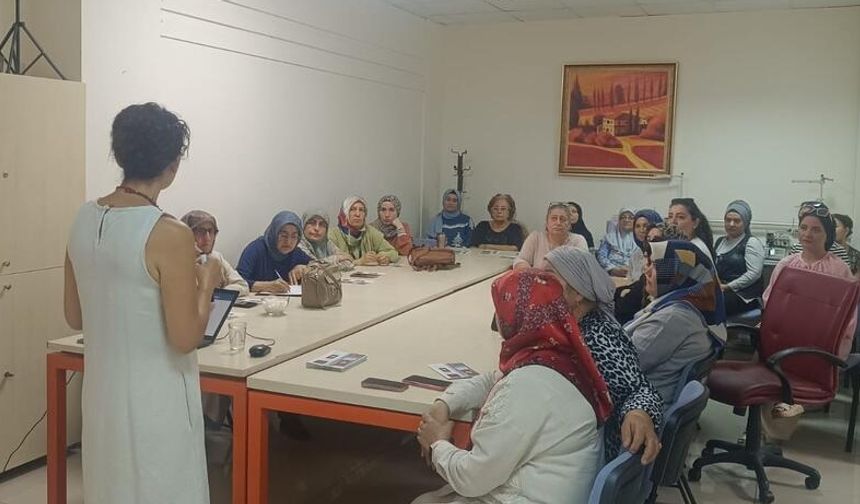 Şiddete sıfır tolerans! Pursaklar'da kadınlar bilinçlendiriliyor