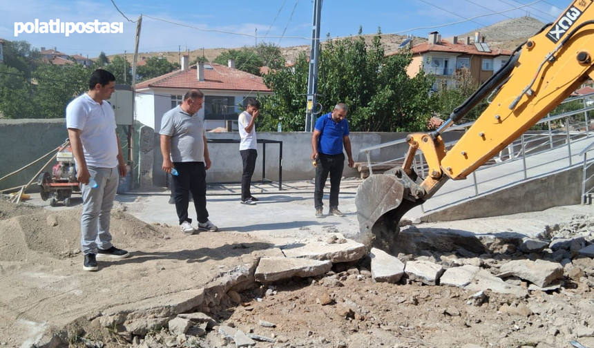 Şereflikoçhisar Belediye Başkanı Mustafa Koçak, devam eden projeleri inceledi