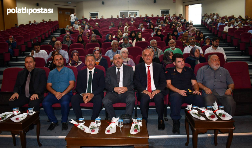 Sincanlılardan "Aile Ahlakı" konferansına yoğun ilgi!