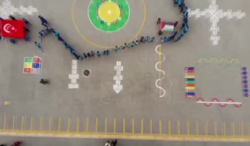 Akyurtlu miniklerden anlamlı etkinlik!