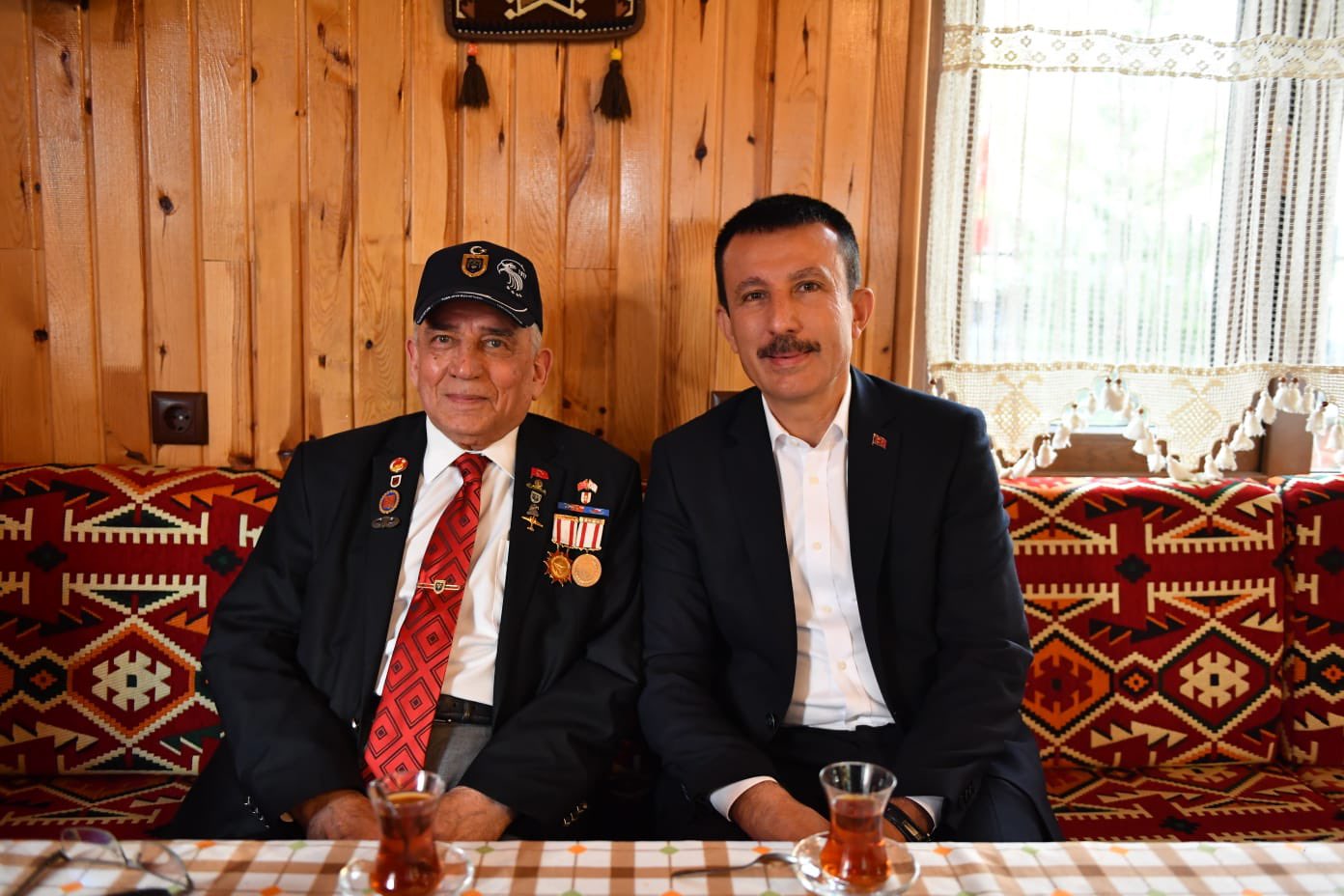 Başkan Balcı Şehit ve Gaziler vakfını ziyaret etti-1