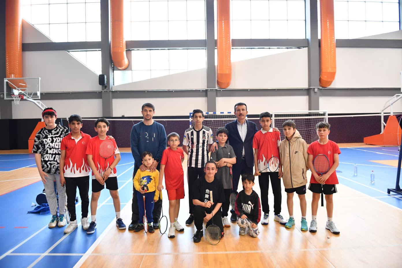 Başkan Balcı sporcu fabrikasında gençlerle buluştu-2