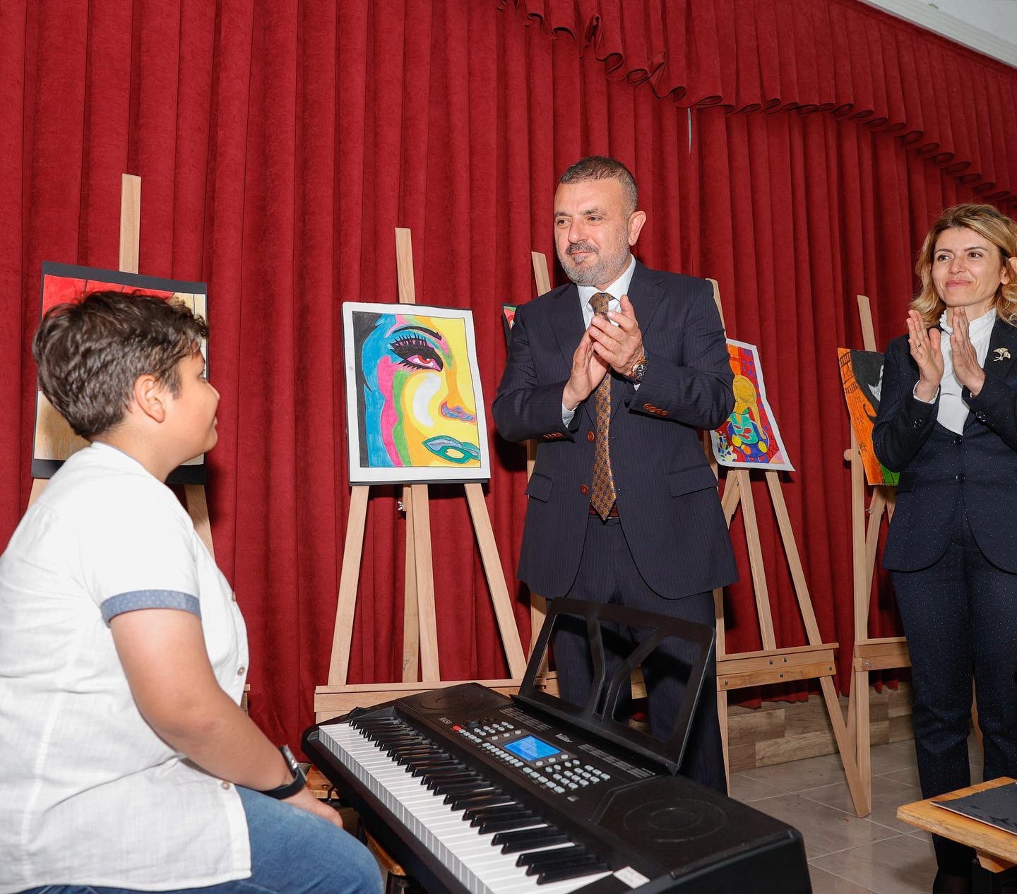 Başkan Ercan öğrencilerle Bahar Şenliği’nde2