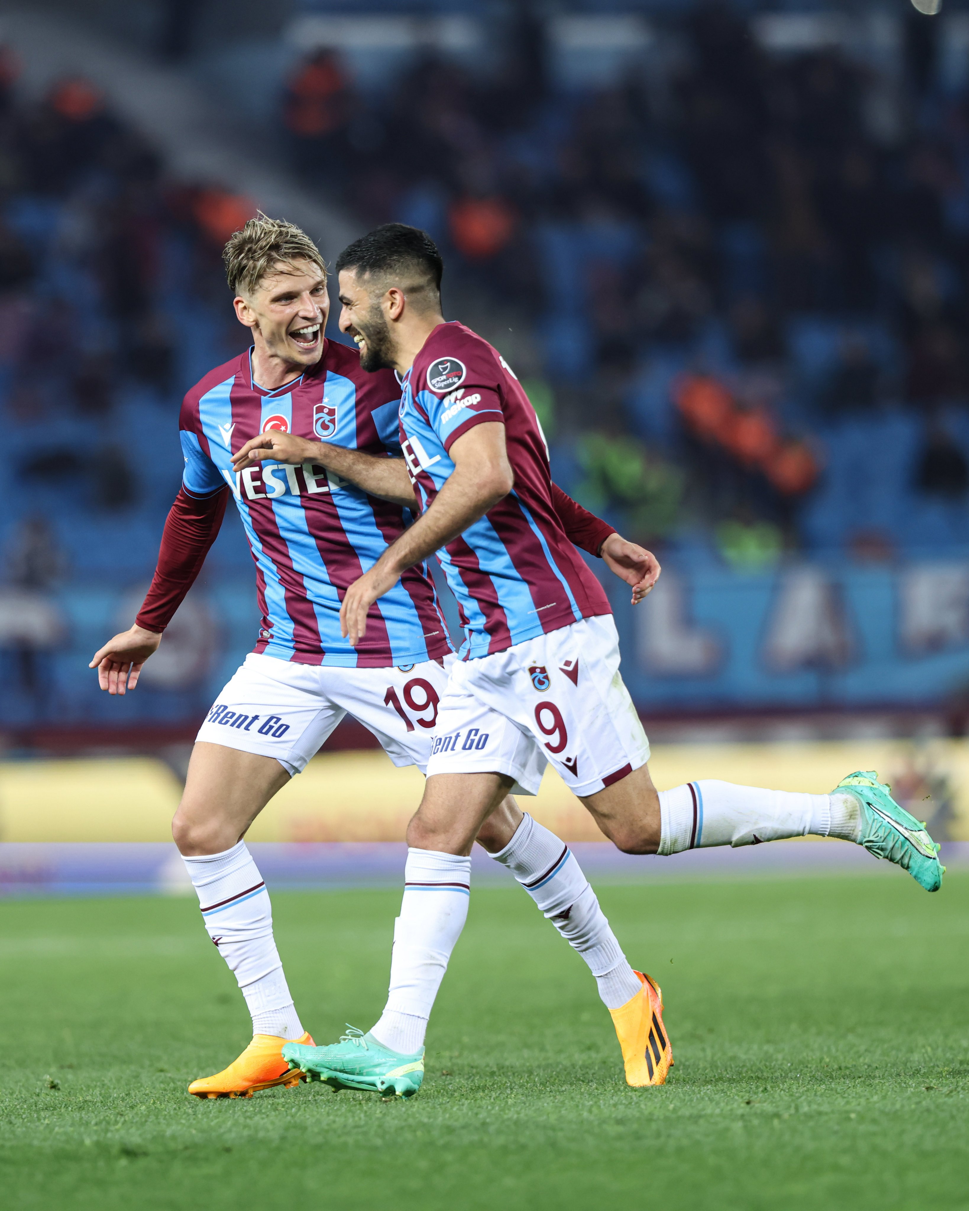 canli-izle-fenerbahce-trabzonspor-maci-ne-zaman-saat-kacta-hangi-kanalda (8)