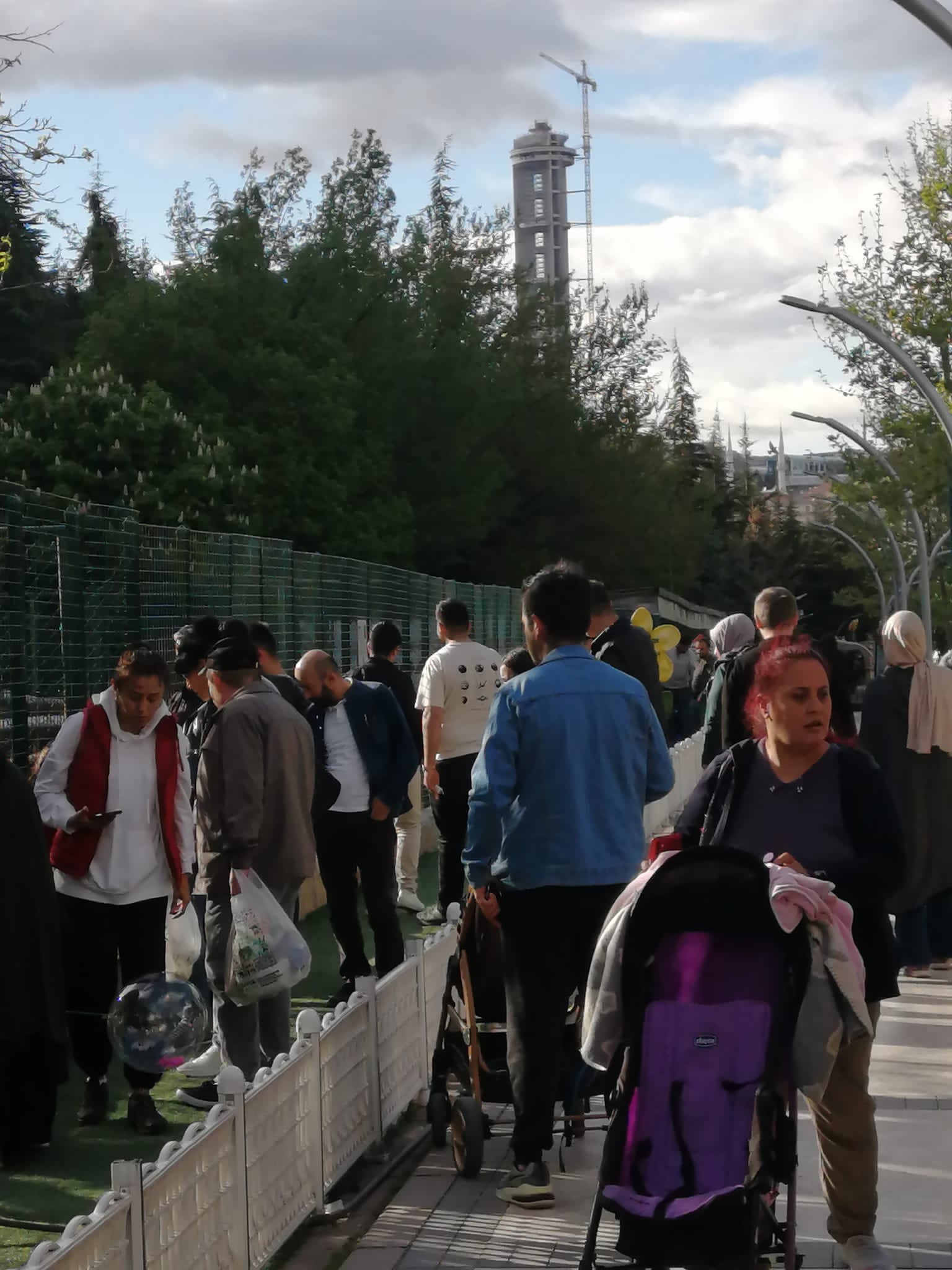 Doğal yaşam parkı ziyaretçi akınına uğradı-2