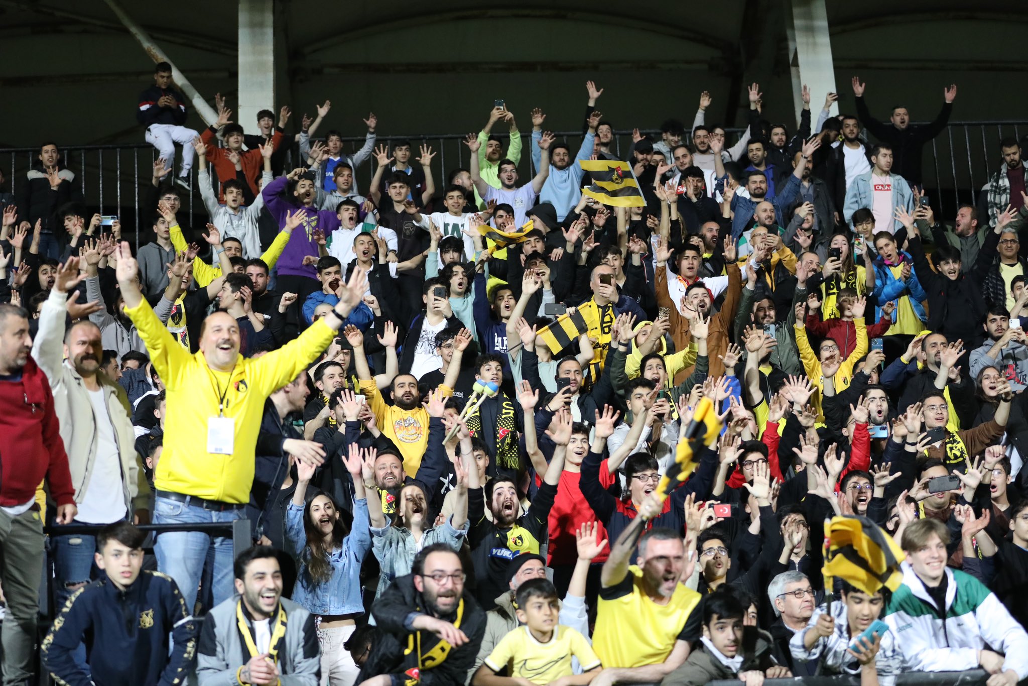 İstanbulspor-HangiKredi Ümraniyespor maçı ne zaman, saat kaçta, hangi kanalda