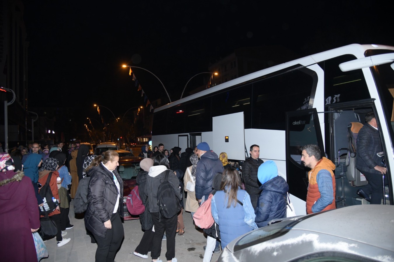 Öğrenciler Çanakkale’ye doğru yola çıktı (2)
