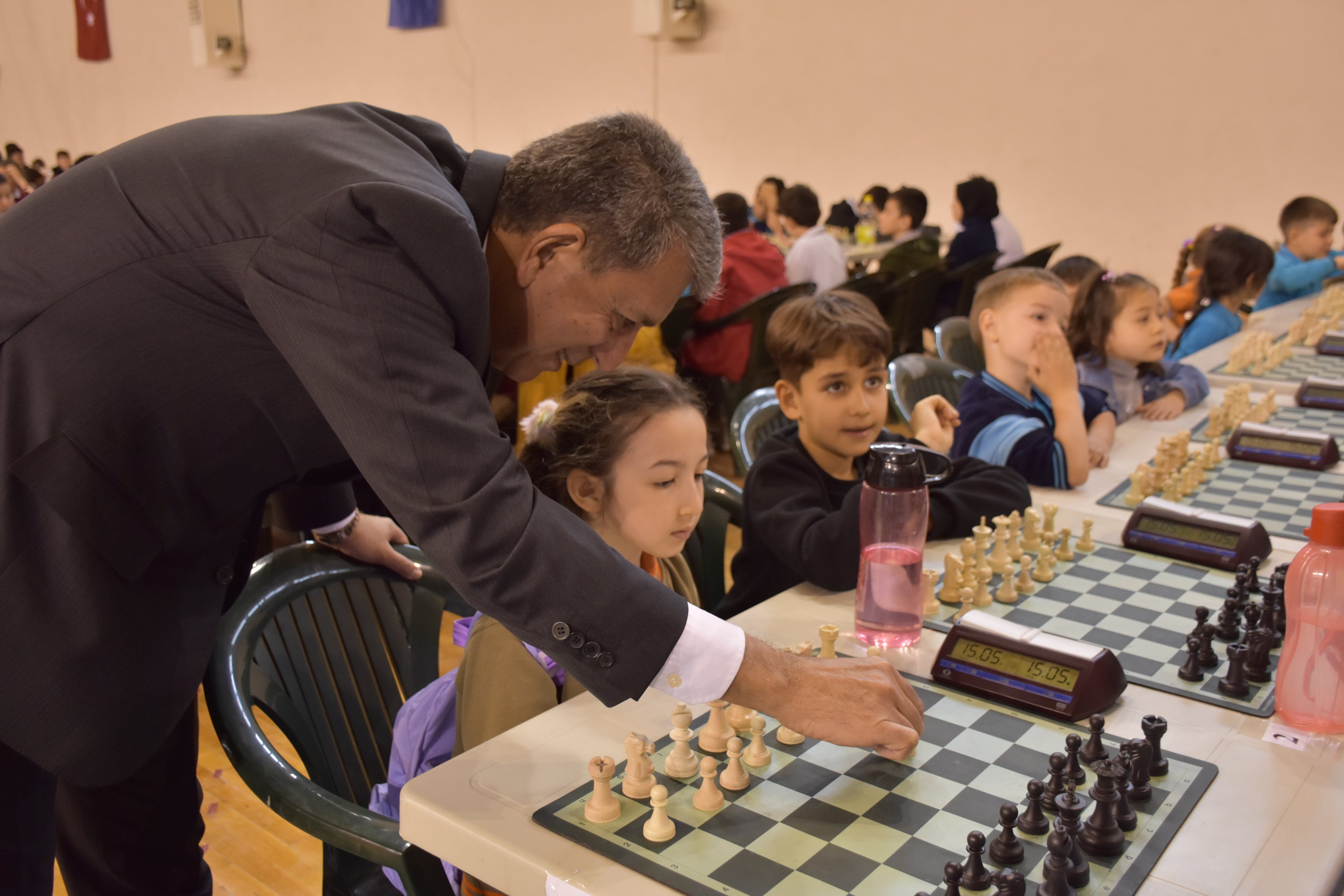 Öntaş satranç turnuvasına katıldı (2)