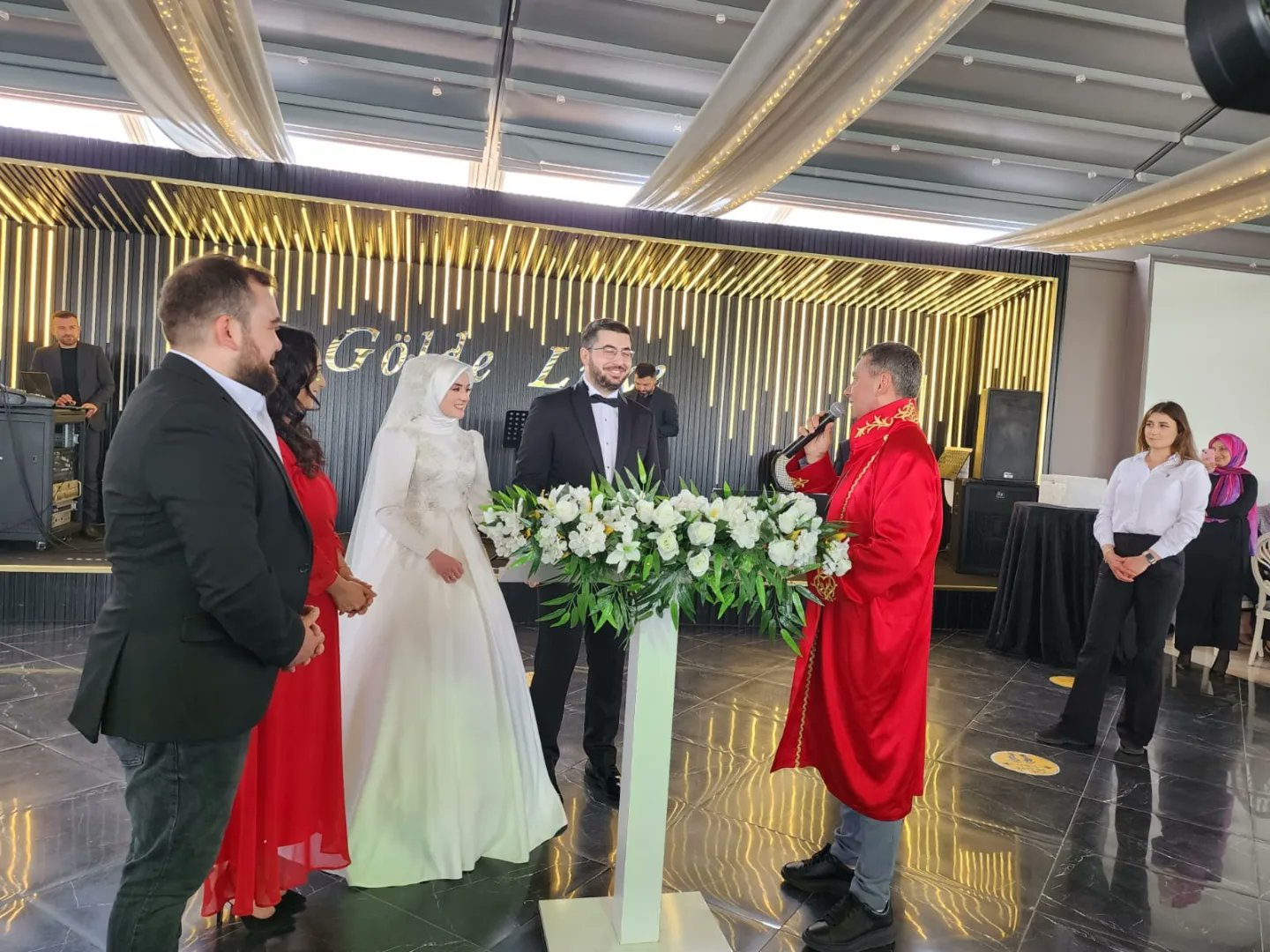 Başkan Şimşek yeni evlenen çiftin nikahını kıydı-2