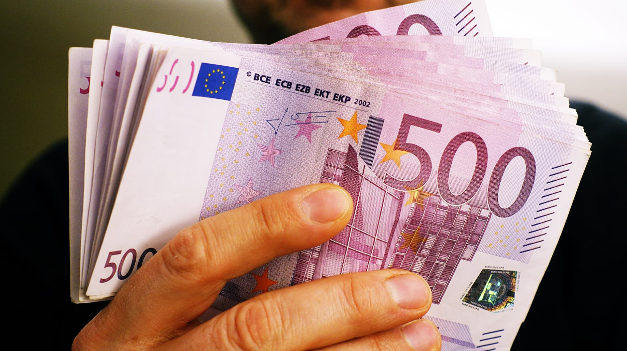 guncel-doviz-kuru-dolar-kac-tl-euro-kac-tl-dolar-ne-kadar-oldu-26-haziran-2023-pazartesi-gunu-doviz-kuru