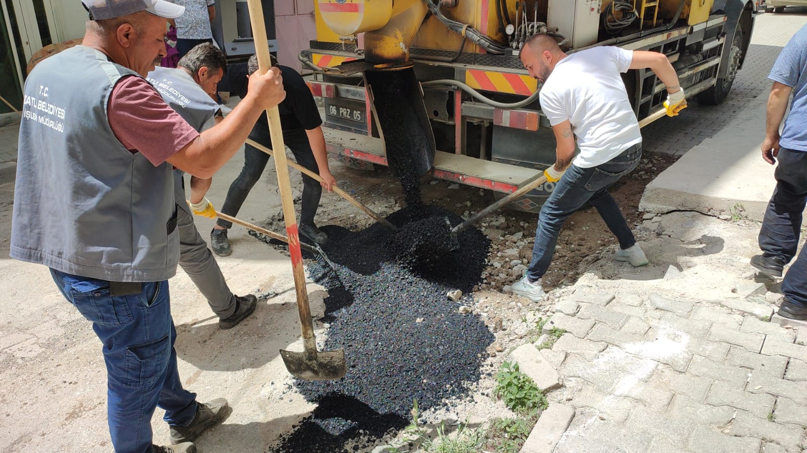 Polatlı'da bir sokak daha yenilendi (3)