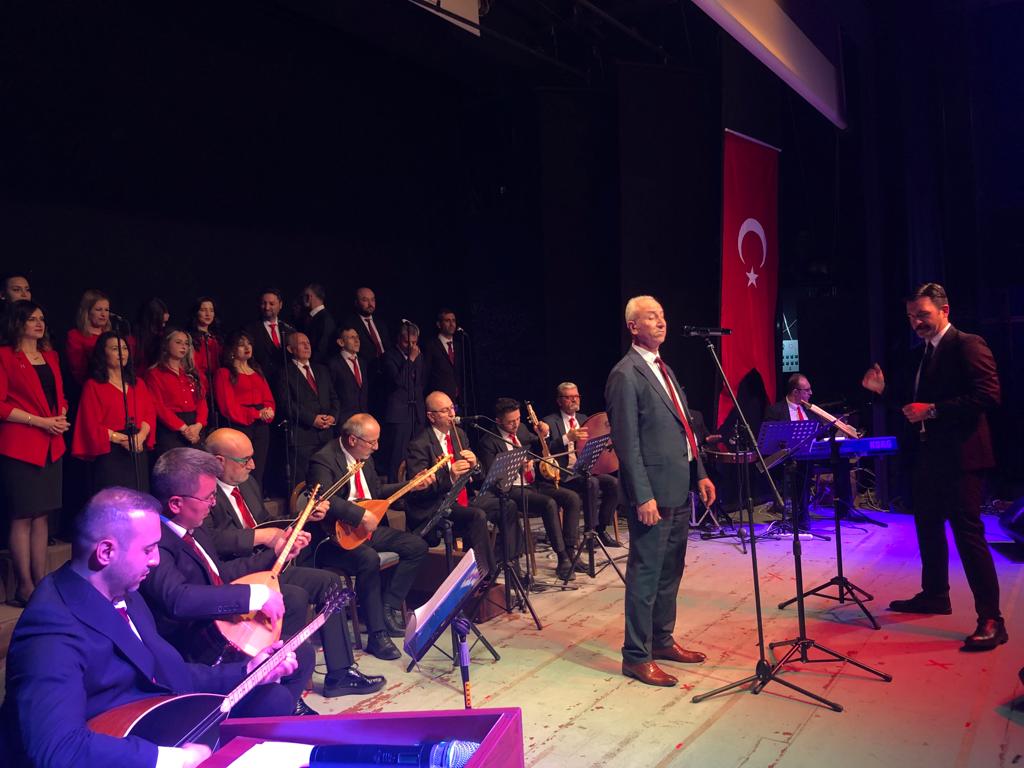 ‘Türkülerle Yaz Konseri’ne yoğun katılım (1)