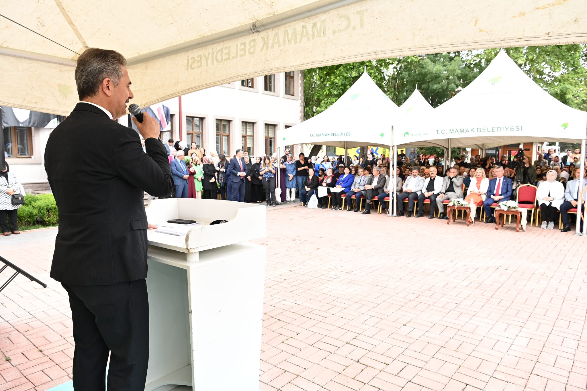 Yıl Sonu Sergisi El Sanatı Şölenine Dönüştü (1)