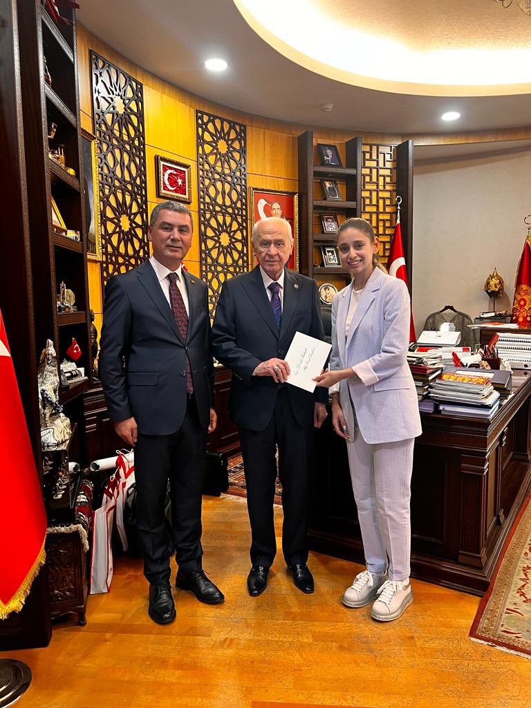 Başkan Şimşek MHP Genel Başkanı Devlet Bahçeli'yi makamında ziyaret etti-1