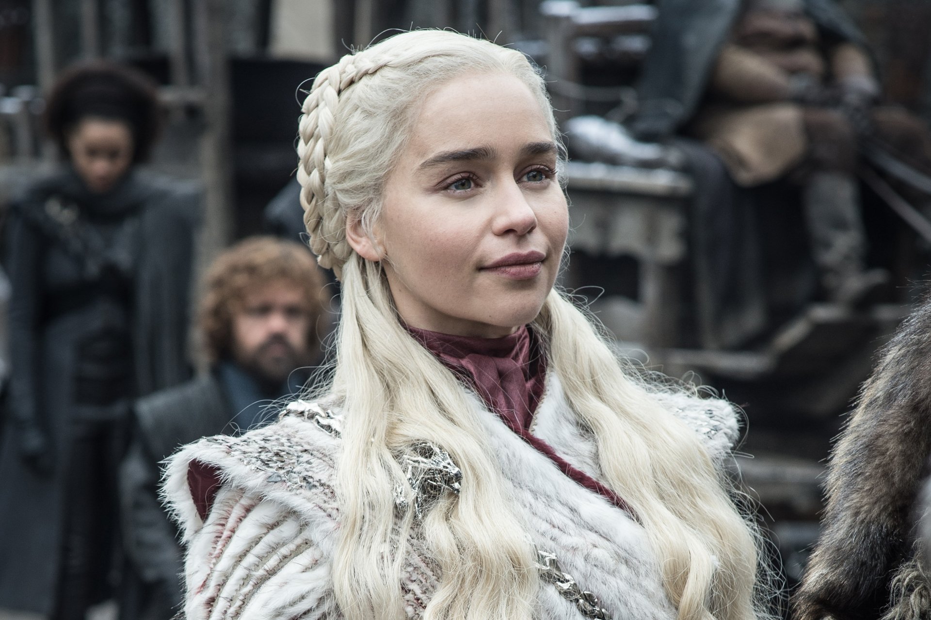 emilia-clarke'tan-game-of-thrones-aciklamasi (2)
