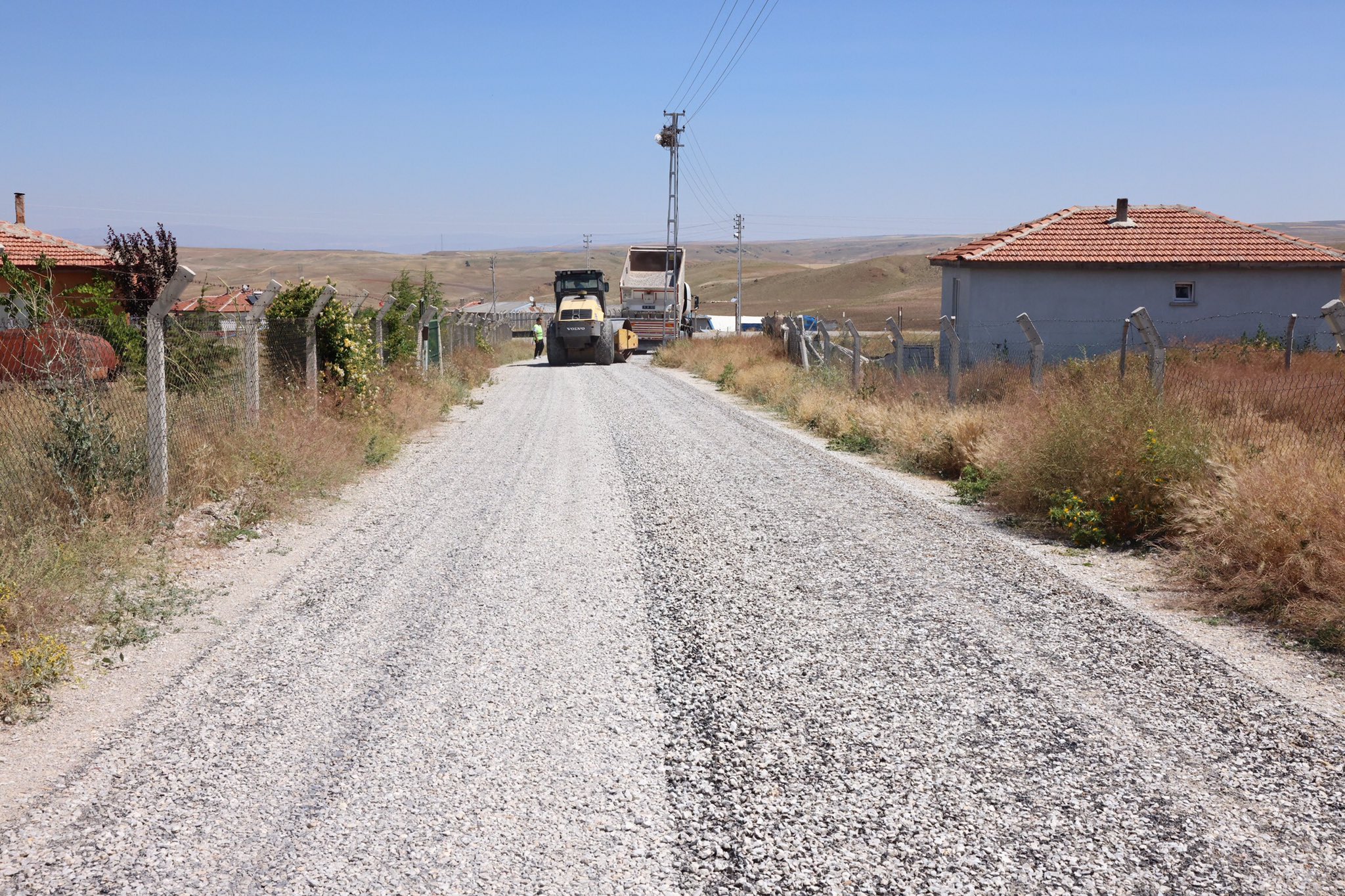 Gölbaşı Belediyesi saha çalışmaları devam ediyor-1