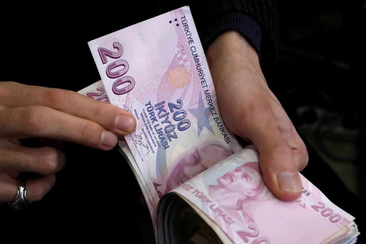 milyonlarca-memurun-gozu-bu-toplantida-toplu-sozlesme-gorusmeleri-basliyor (3)