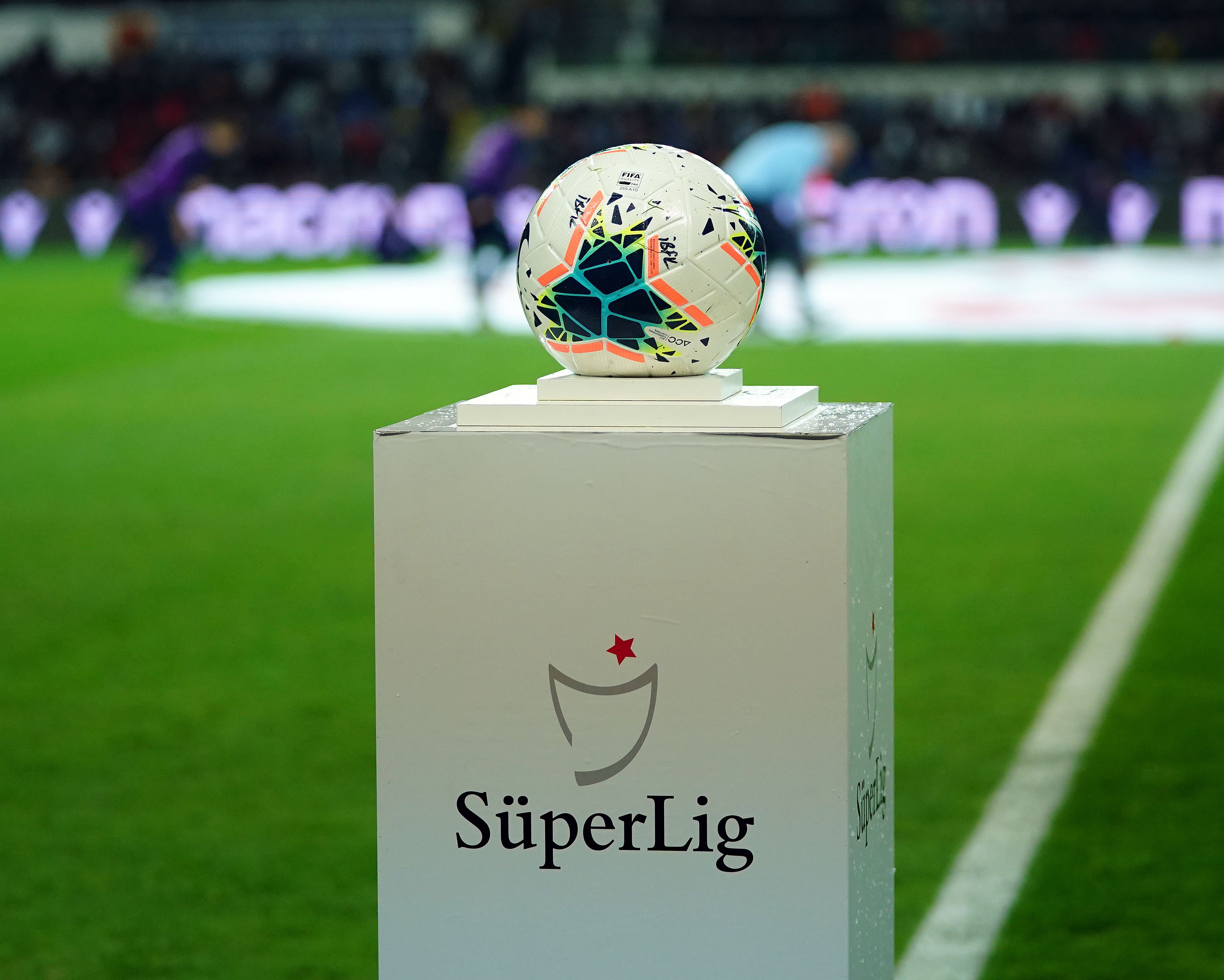 Süper Lig ekibi Pelkas'ı kadrosuna kattı