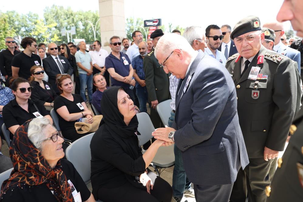 Tank okul komutanı Tuğgeneral son yolculuğuna uğurlandı-1