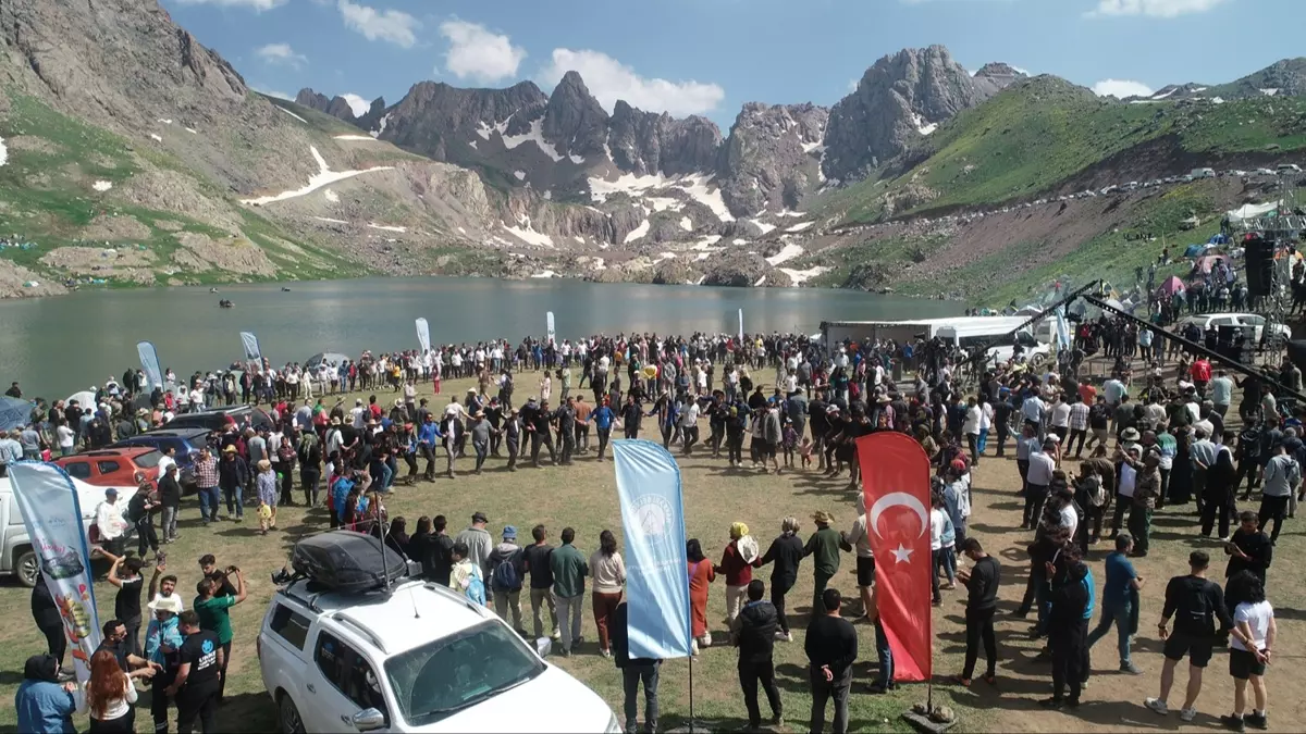 Terörden arındırılan bölgelerde festivaller yapılmaya başlandı-1