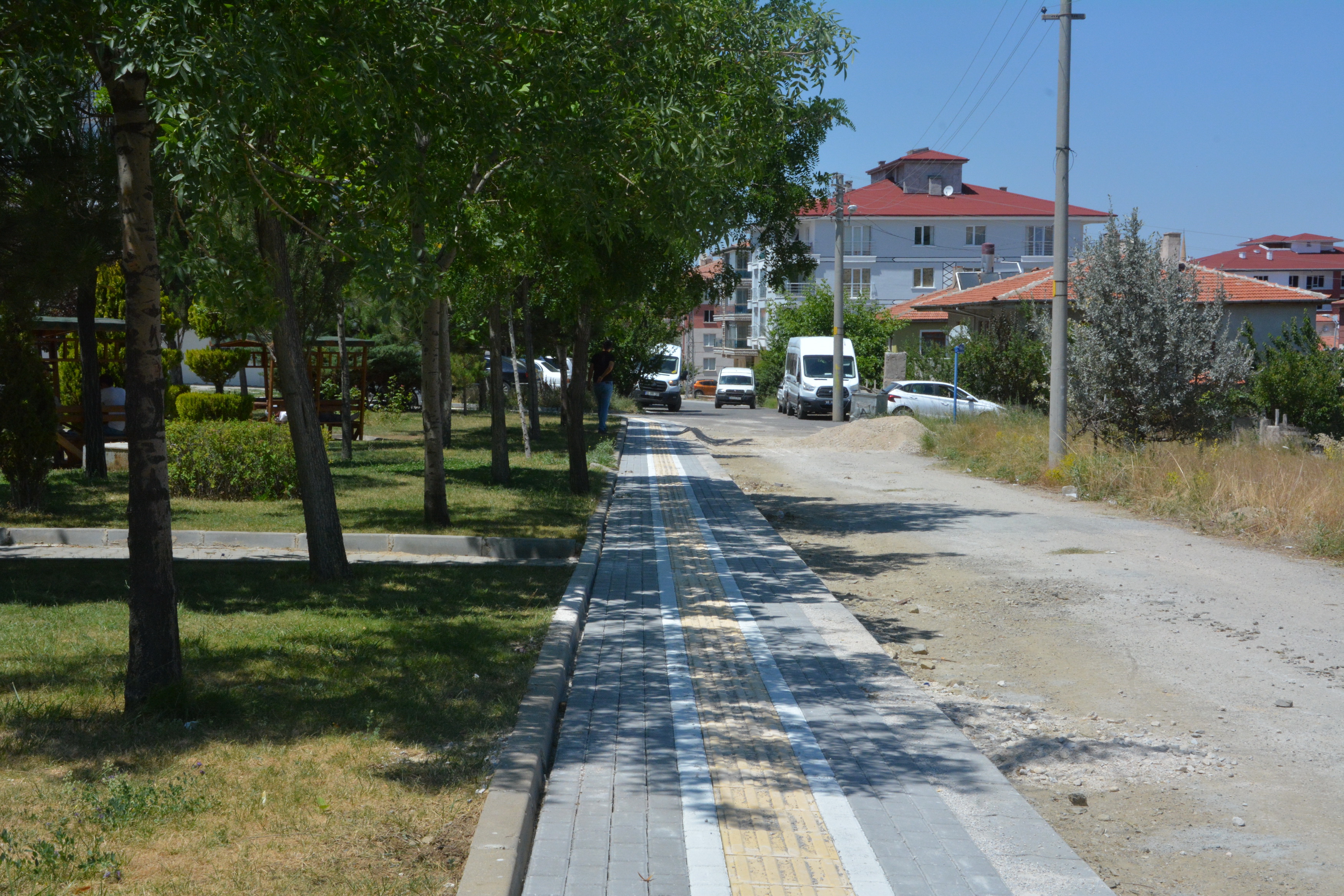 Akyurt’ta kaldırım ve bordür çalışmaları sürüyor (2)