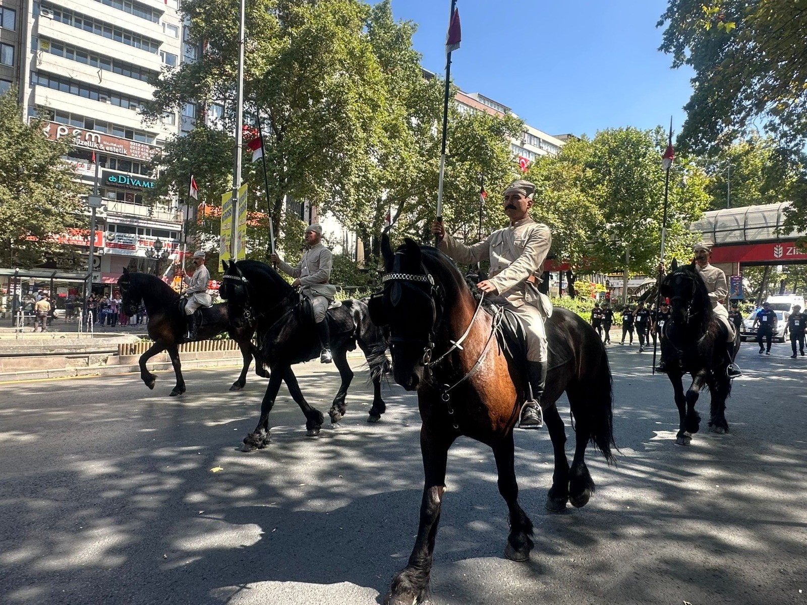 Başkent’te 30 Ağustos Zafer Bayramı yürüyüşü (7)