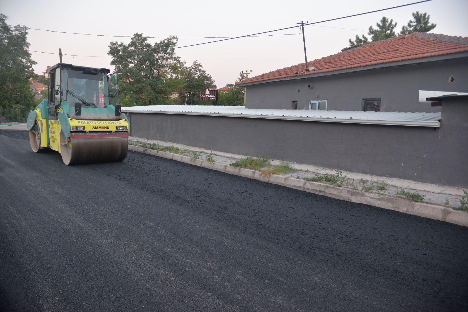 Mehmet Akif ve Şehitlik Mahallelerinde yollar sıcak asfaltta buluşuyor (4)