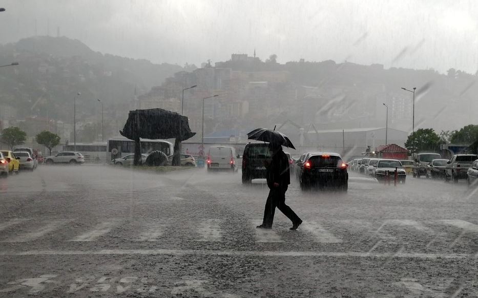 Meteoroloji duyurdu Ankara’da beklenen yağış nihayet geliyor! (4)