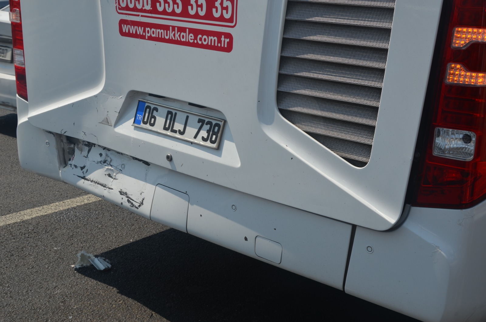 Polatlı’dan bir kaza haberi daha.. Kamyonet yolcu otobüsüne çarptı! (3)