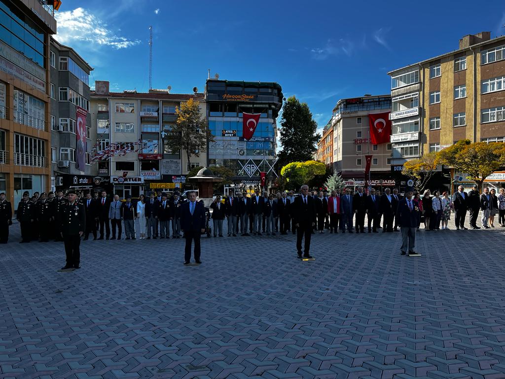 19 Eylül Gaziler Günü Anma Programı Cumhuriyet Meydanında gerçekleştirildi (5)