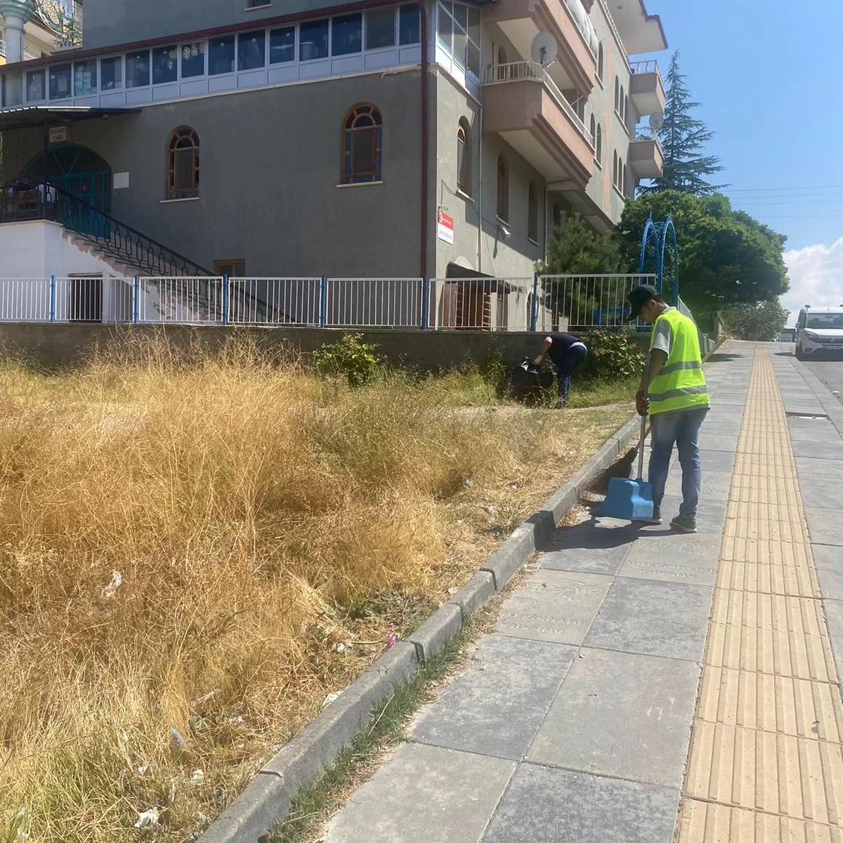 Akyurt’ta mıntıka temizliği devam ediyor (2)