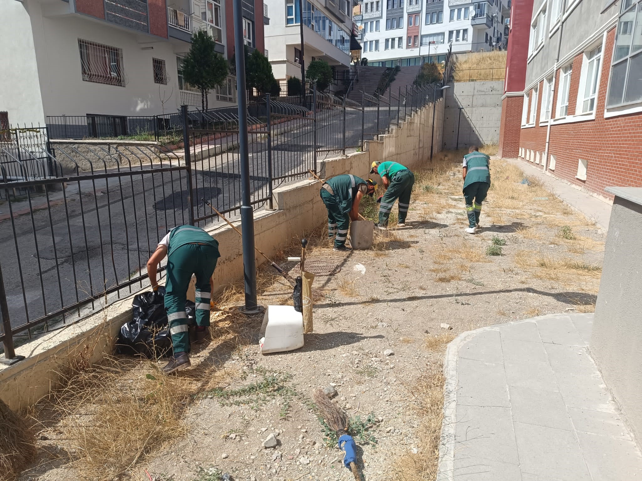 Keçiören'de yeni eğitim dönemi için okullar temizlendi (2)