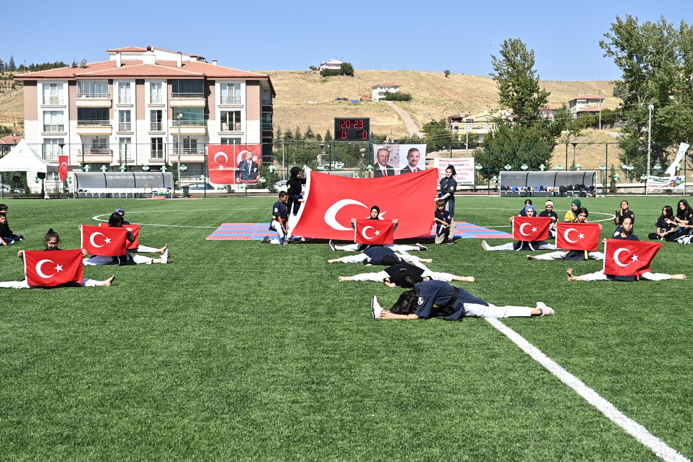 Mamak’a Lalahan Atatürk Stadı kazandırıldı (3)