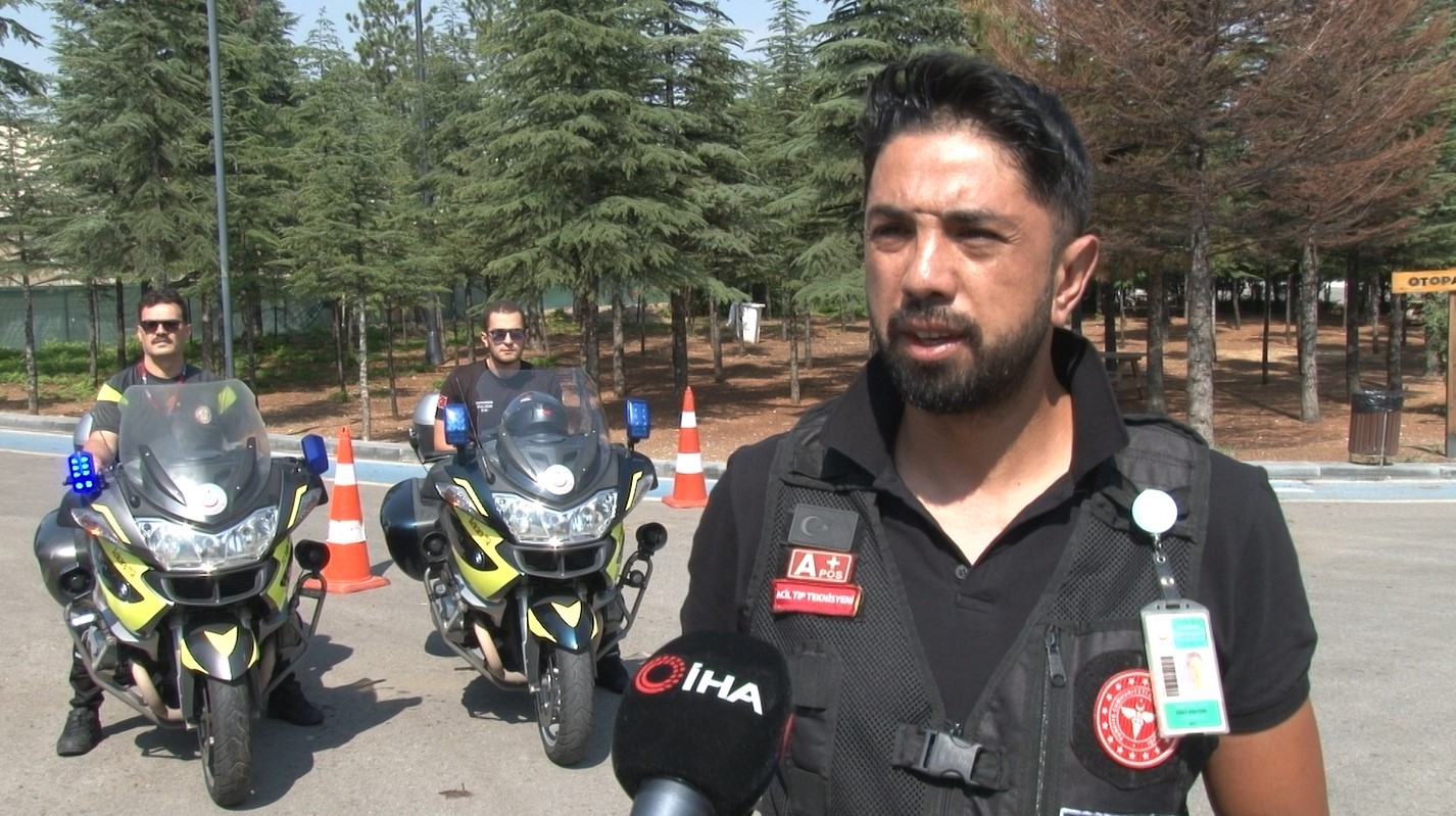 motosiklet-ambulanslar-altin-dakikalar-icerisinde-yaptiklari-mudahale-ile-hayat-kurtariyor (6)