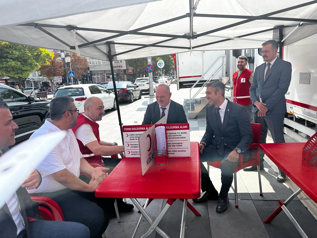 Polatlı'da Halk Sağlığı Haftası kapsamında önemli etkinlik düzenlendi (5)