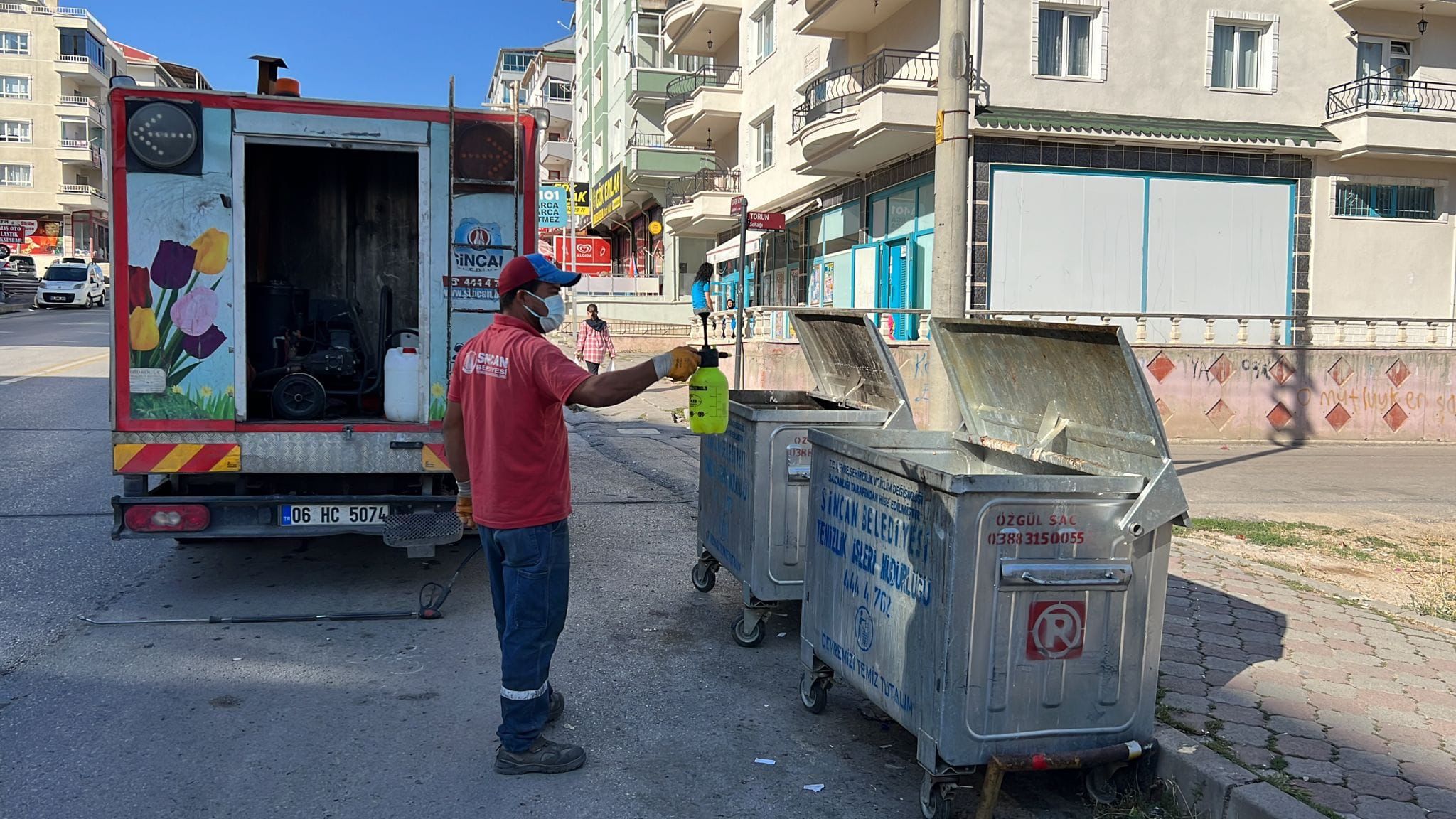 Temizlik ekipleri Sincan’ı dip köşe temizliyor (1)