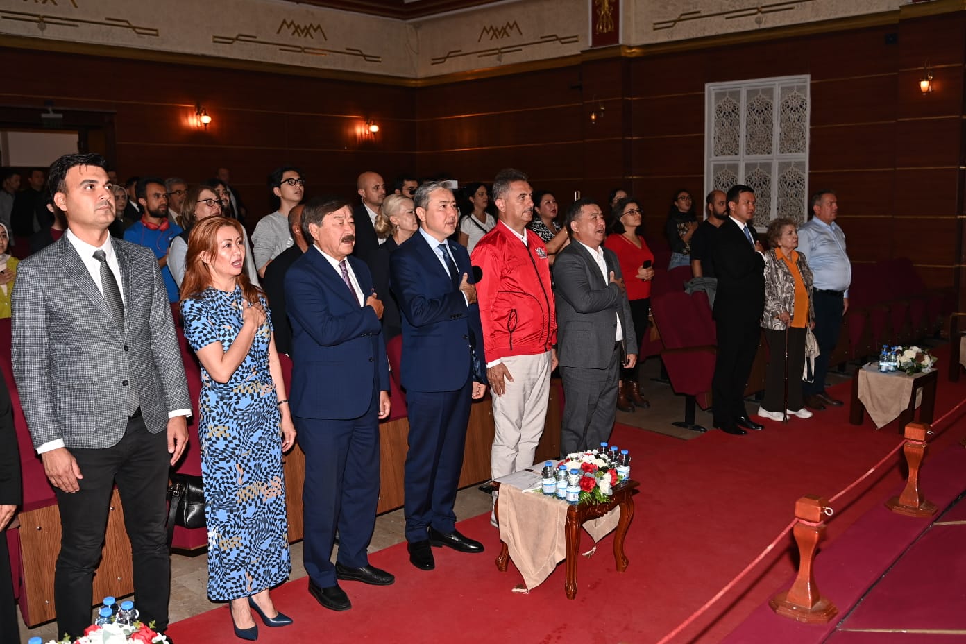 Türk Dünyasından ezgiler dinleyicileri büyüledi (1)