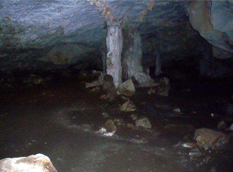 Doğa ve tarihin buluşma noktası Yelinüstü Mağarası (1)