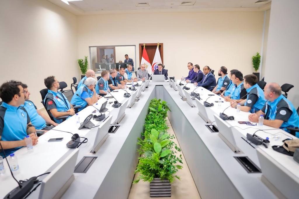 Sağlık Bakanı Koca “20 kişilik sağlık personeli Mısır’a ulaştı” (2)