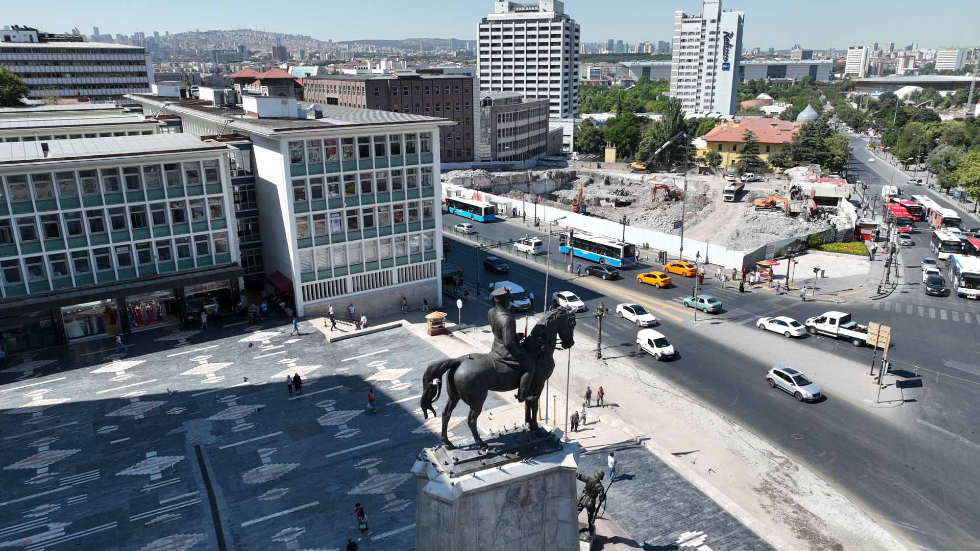 Tarihi dönüşüm Projeyle Ulus nefes alacak (2)