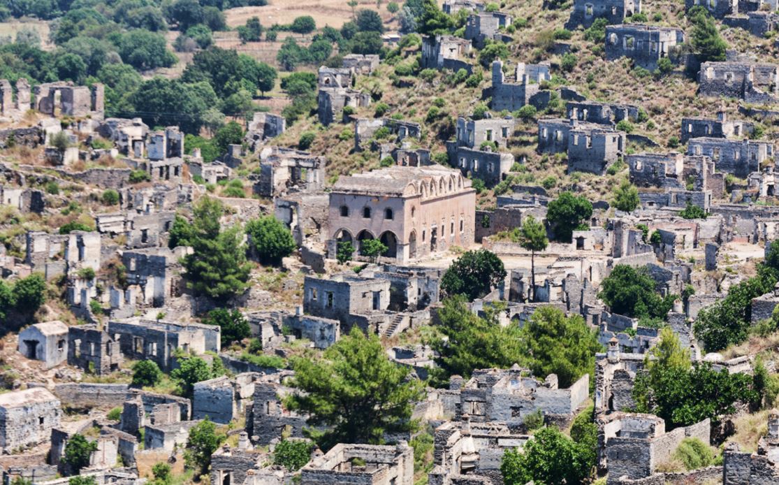 Terkedilmeye Mahkum Bırakılmış Eşsiz Köy Kayaköy (1)