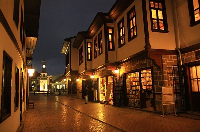 Ankara'da Kasım Ayında Sevgilinizle Gezilecek En Güzel Yerler (2)