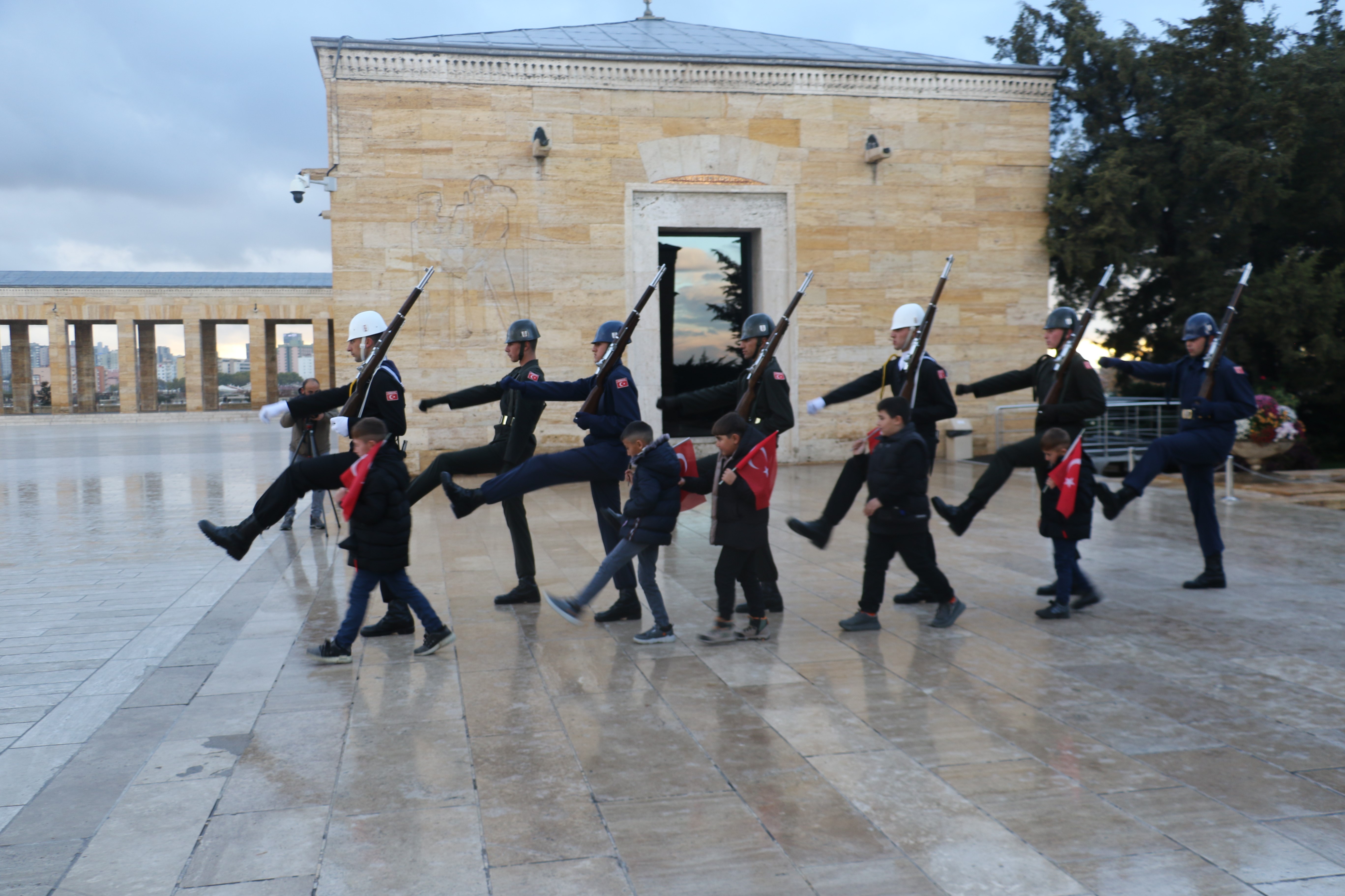 Iğdır'da Gündem Olan Öğrenciler Ankara'da Anıtkabir Ziyareti İle Duygusal Anlar! (4)