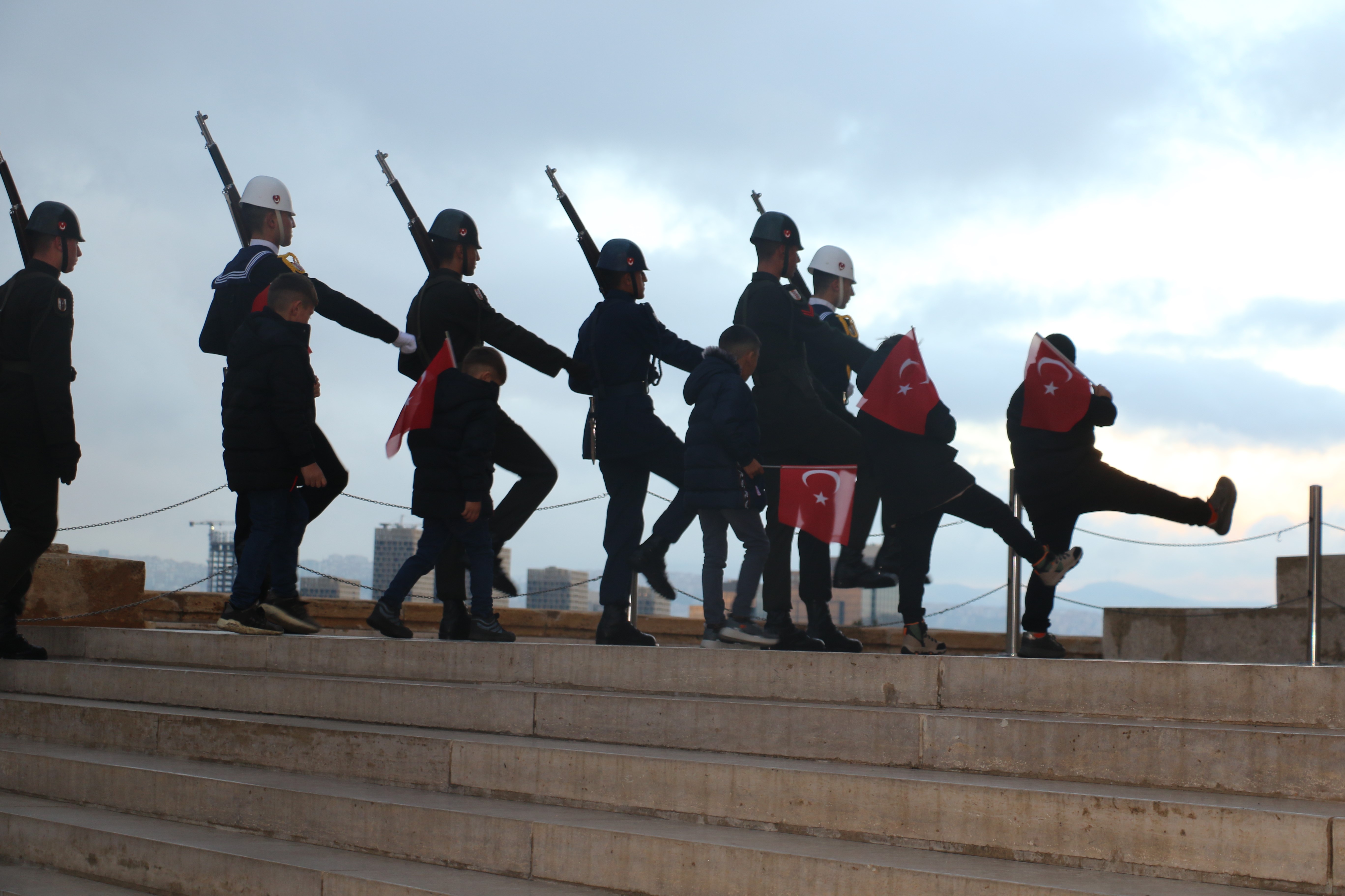 Iğdır'da Gündem Olan Öğrenciler Ankara'da Anıtkabir Ziyareti İle Duygusal Anlar! (6)