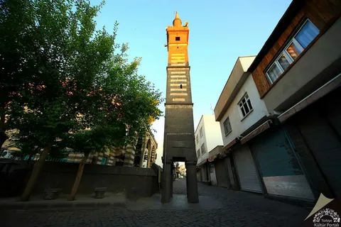 minare