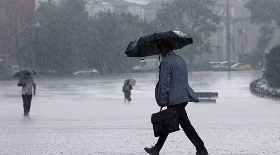 Türkiye, Yağışlı ve Soğuk Bir Döneme Giriyor Ankara Dahil 18 İlde Karla Karışık Yağmur! (2)