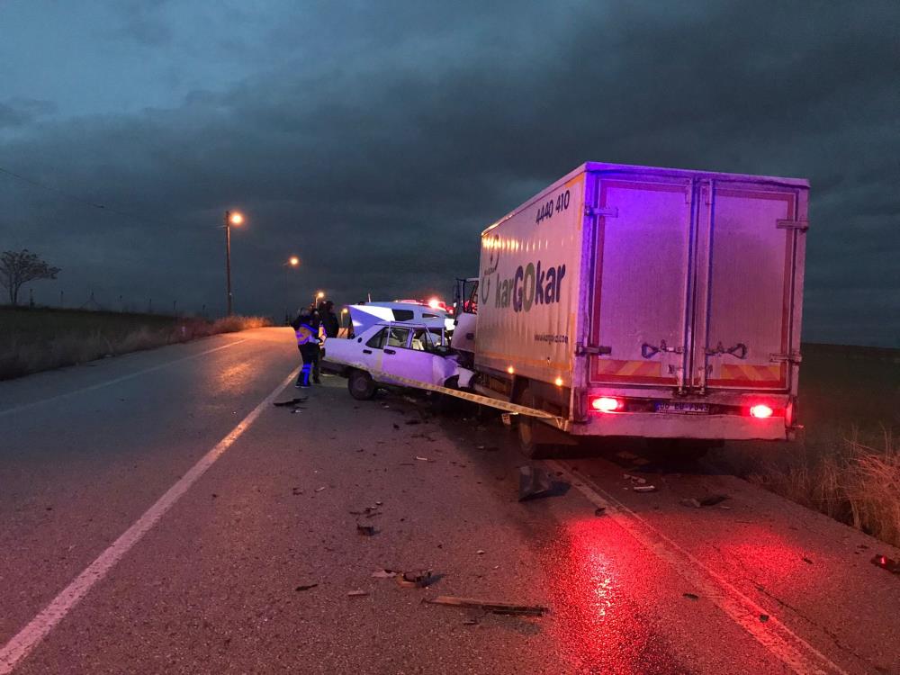 Ankara’da Trafik Kazası… 1 Ölü, 2 Yaralı 1